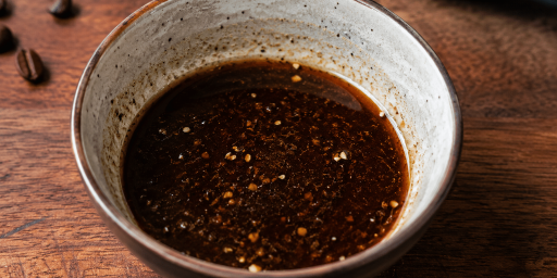 Une marinade au café pour mariner des pièces de viande